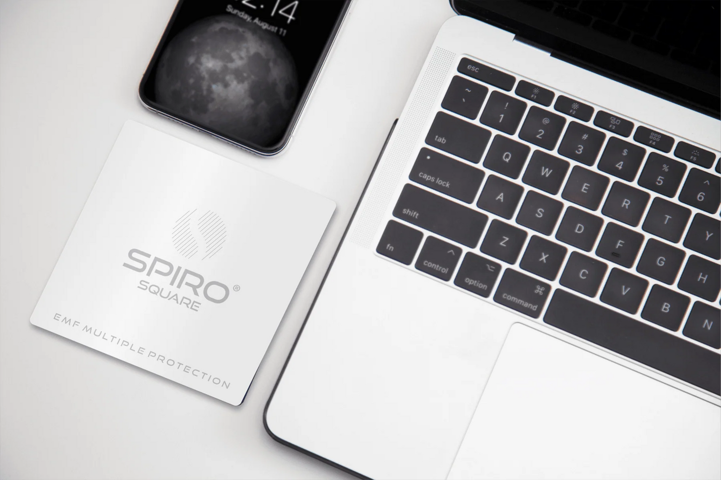 Elektromagnetisch filter voor tablets en slimme assistenten – SPIRO® SQUARE
